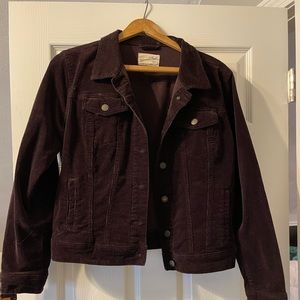 Universal thread corduroy Jean jacket. Great condition.